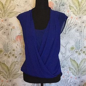 Cute BCBGMAXAZRIA blue twist front tank top